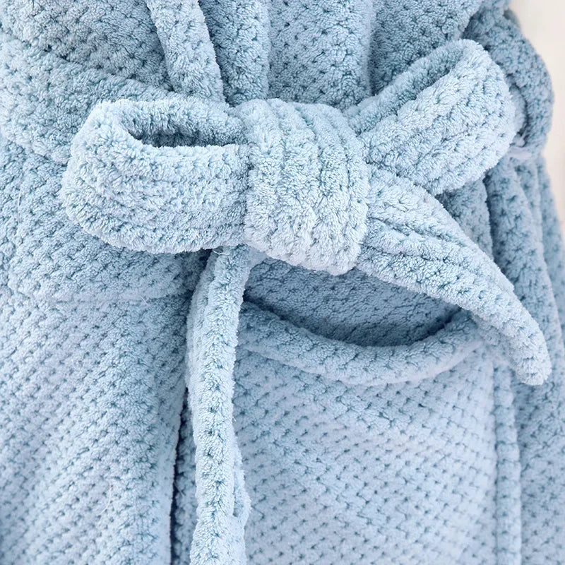 Pineapple Pattern Coral Fleece Bathrobe Women's Thickened Winter Home Use Quick Dry Couples Robe Warmth Comfortable Sleepwear