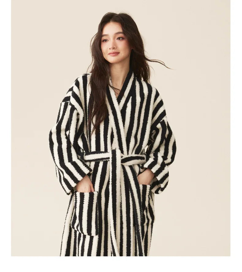 Autumn Winter Thick Soft Coral Velvet Striped Fleece Bathrobe Cozy Loungewear Plush Dressing Gown Long Robes for Women Home Wear
